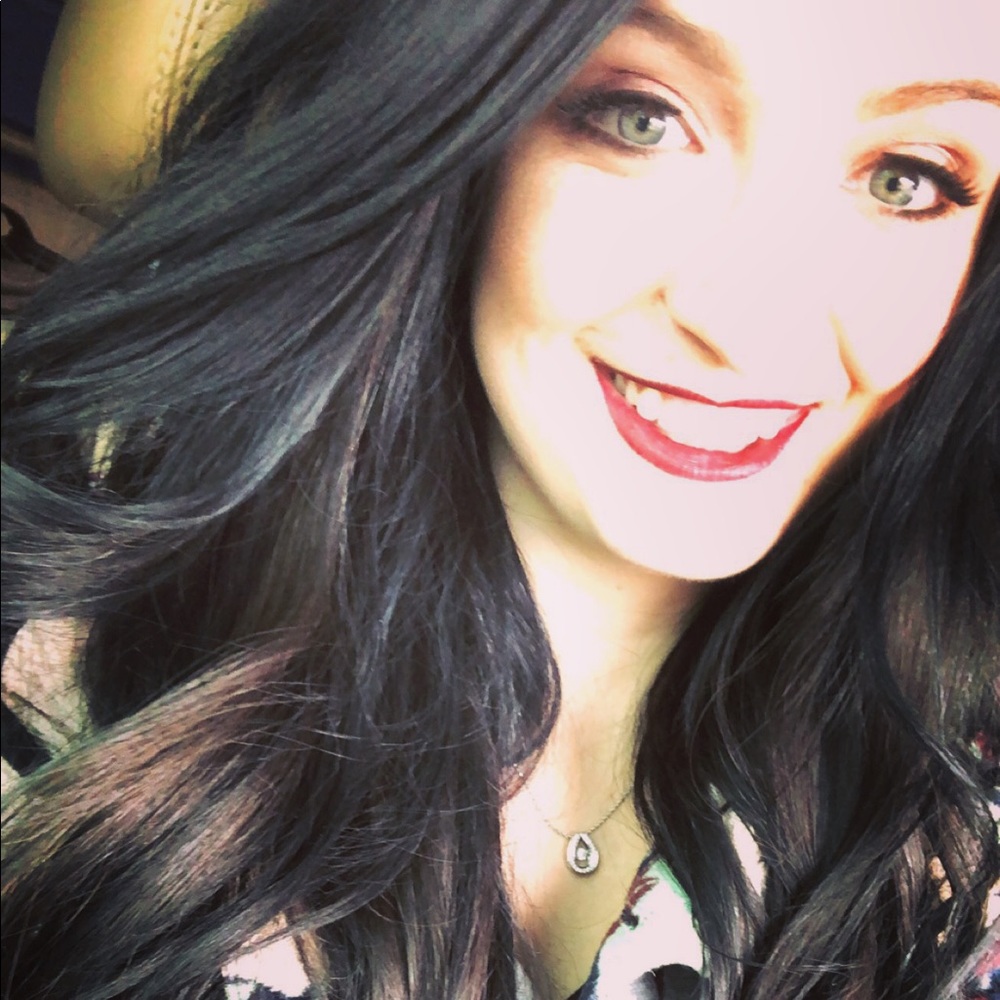 Meet your Posher, Haley